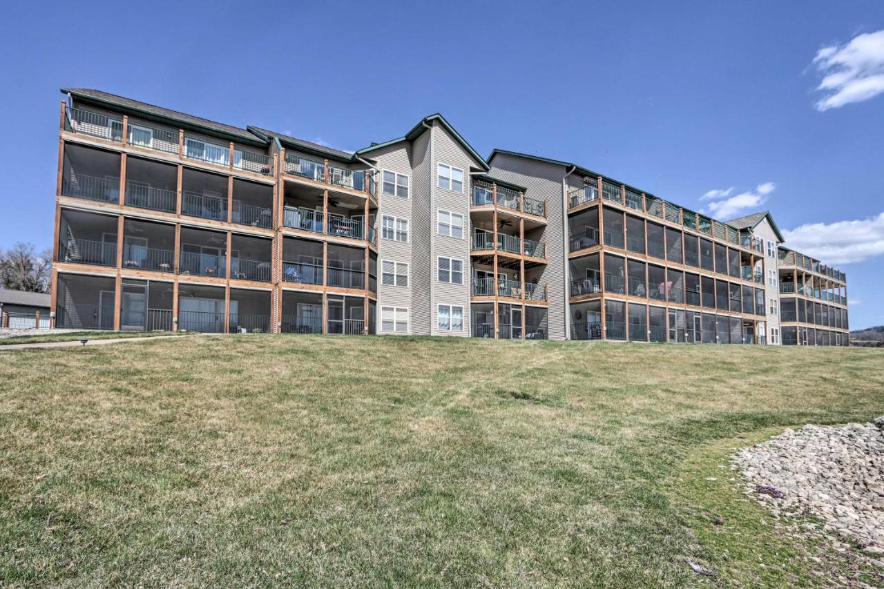 Step-Free Camdenton Condo With Boat Ramp, Dock, Slip Luaran gambar