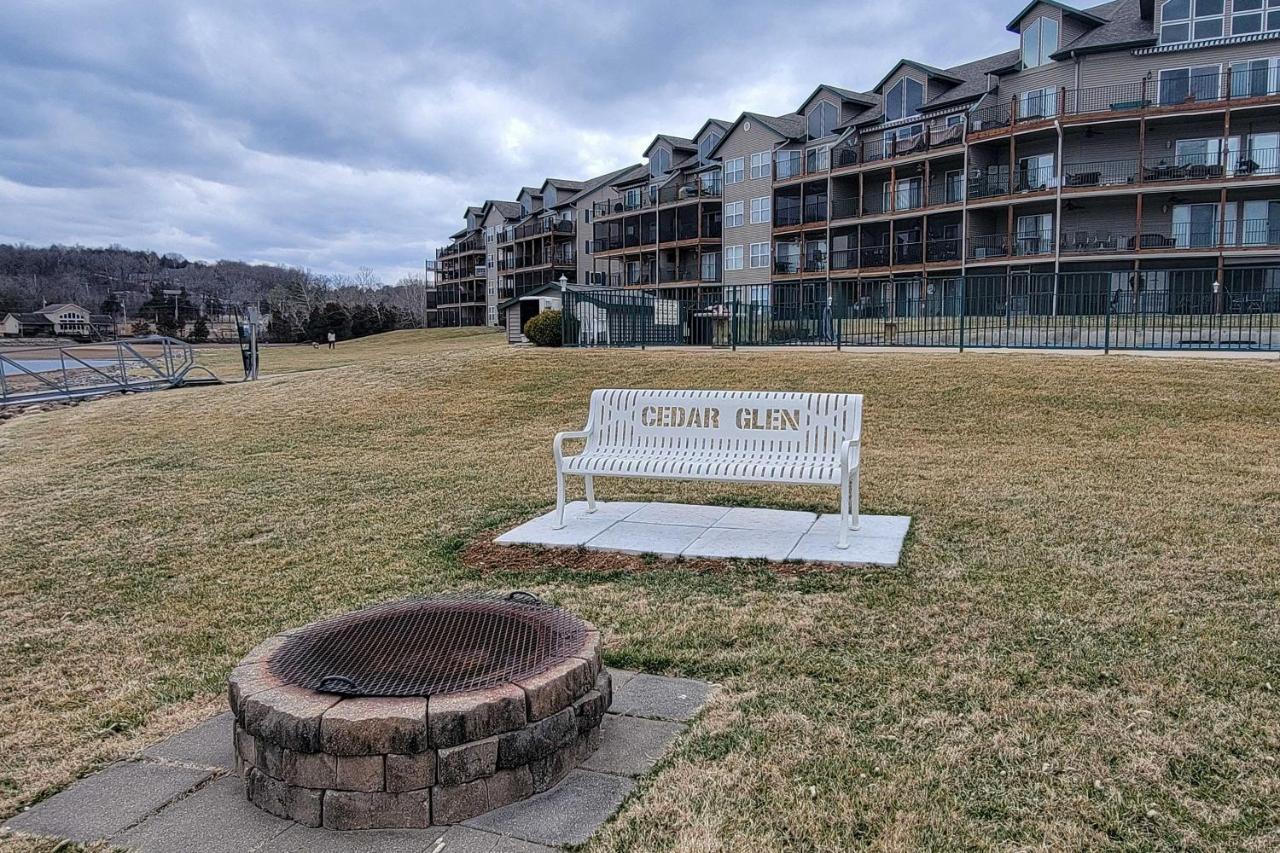 Step-Free Camdenton Condo With Boat Ramp, Dock, Slip Luaran gambar