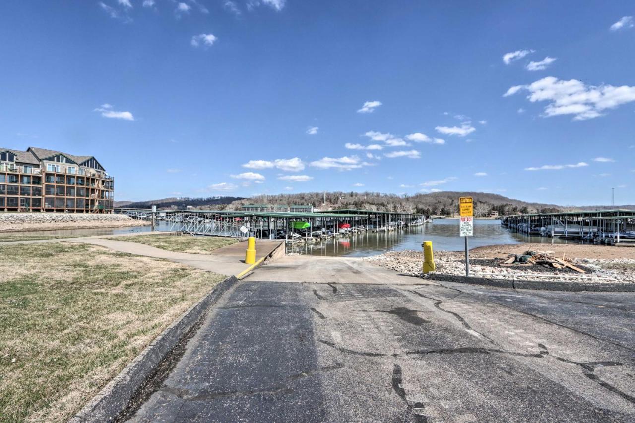Step-Free Camdenton Condo With Boat Ramp, Dock, Slip Luaran gambar